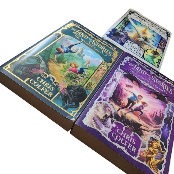 The Land Of Stories Book Lot - Picture 4 of 6